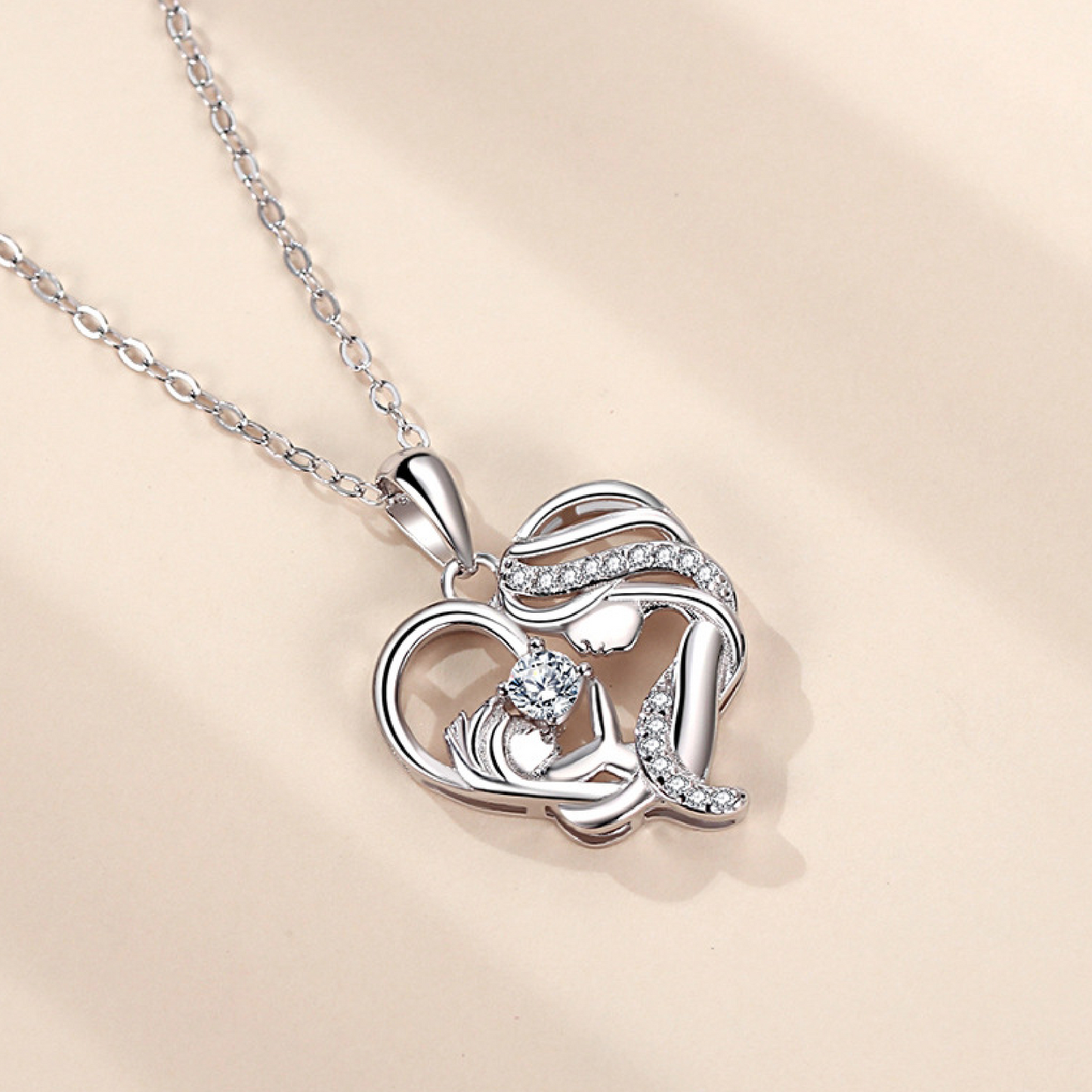 Mother's Love Sterling Silver S925 Necklace Mom Heart-Shaped Love Necklace